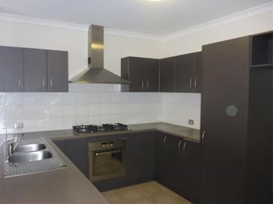 11 Harman Place, Aveley WA 6069