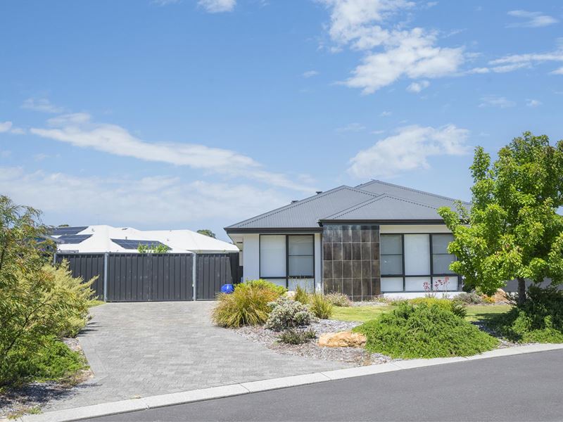 16 Duncan Street, Margaret River WA 6285