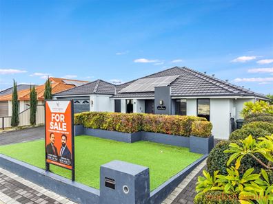 11 Monticello Parkway, Piara Waters WA 6112