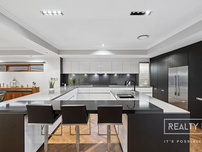 27 Tenerife Boulevard, Hillarys WA 6025