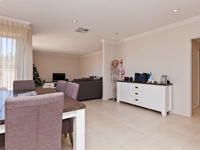 3/3 Nemagold Grove, Coogee WA 6166
