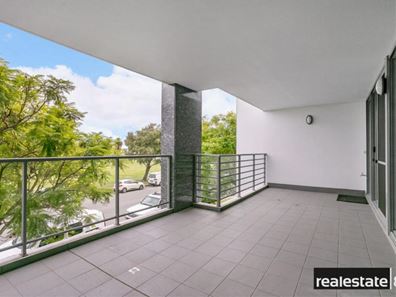 2/132 Terrace Road, Perth WA 6000