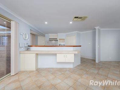 17 Pentland Crescent, Dudley Park WA 6210