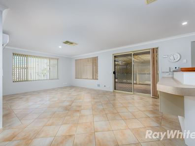 17 Pentland Crescent, Dudley Park WA 6210