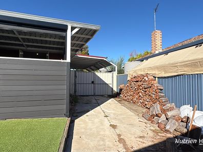 35 Fox Street, Narrogin WA 6312
