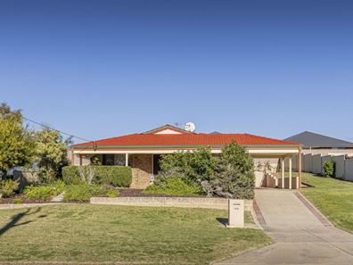 83 Moorpark Avenue, Yanchep WA 6035