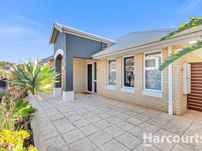 44 Gaudi Way, Clarkson WA 6030