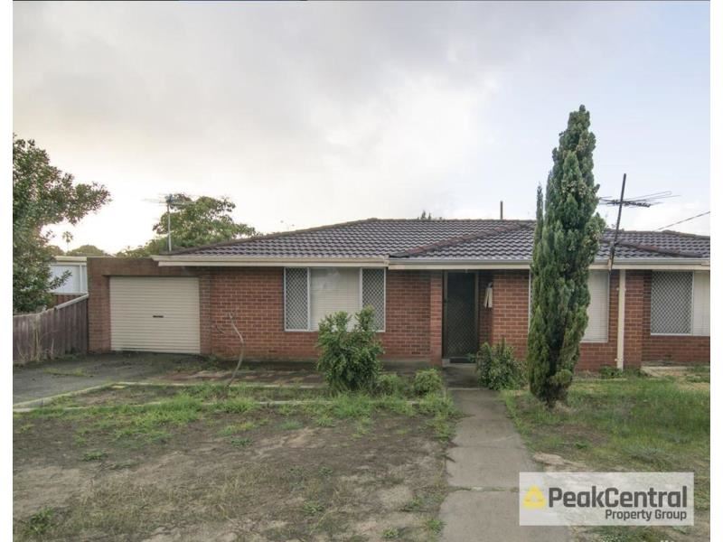 11 Morgan Way, Girrawheen WA 6064