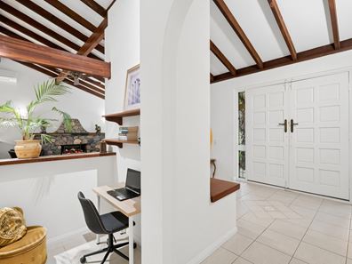 10 Whelk Place, Mullaloo WA 6027
