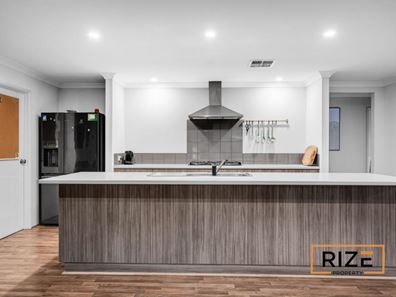 7 Fishbone Turn, Banksia Grove WA 6031