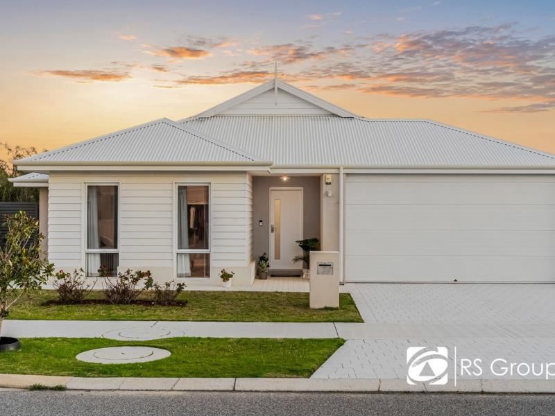 8 McGibbon Street, Piara Waters WA 6112