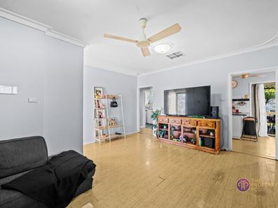 27 Lindy Way, Camillo WA 6111