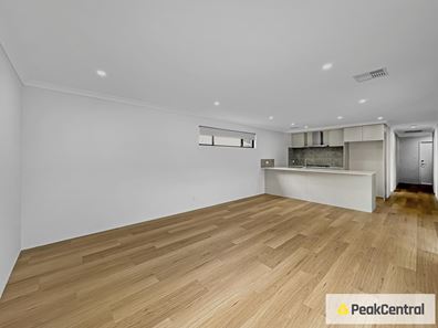 135 Cumberland Avenue, Ellenbrook WA 6069
