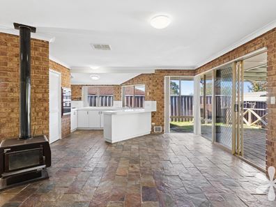 12 Cicada Court, Huntingdale WA 6110