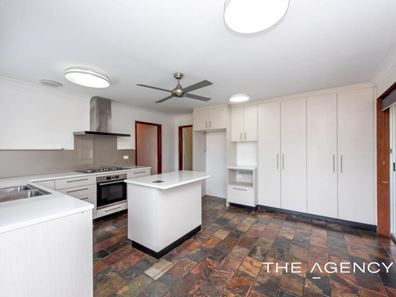 40 Cook Avenue, Hillarys WA 6025