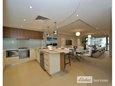 5/3 Rockingham Beach Road, Rockingham WA 6168