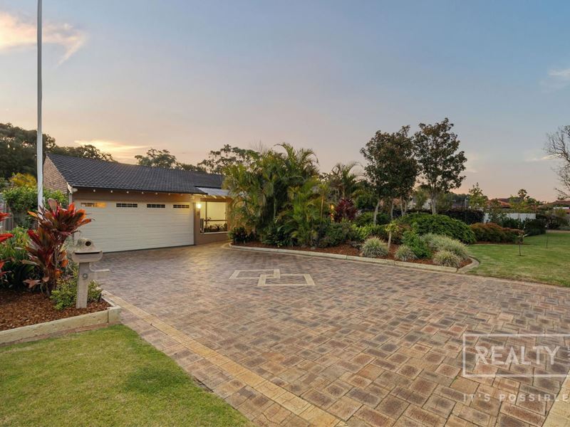 9 Risley Way, Carine WA 6020