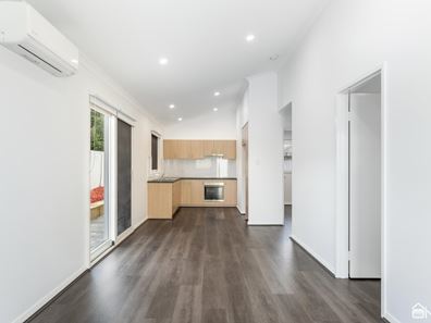A/24 Strawberry Drive, Seville Grove WA 6112