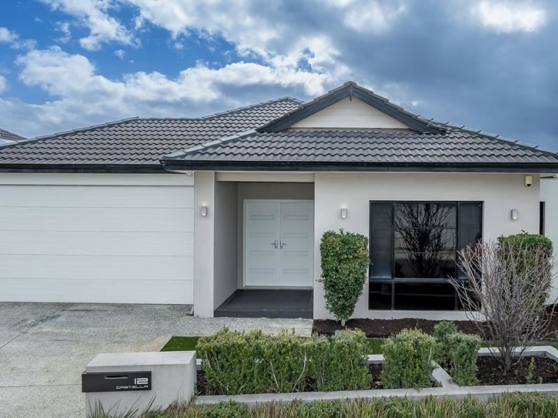 12 Castella Drive, Caversham