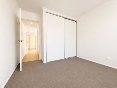 16a/22 Old Pinjarra Road, Greenfields WA 6210