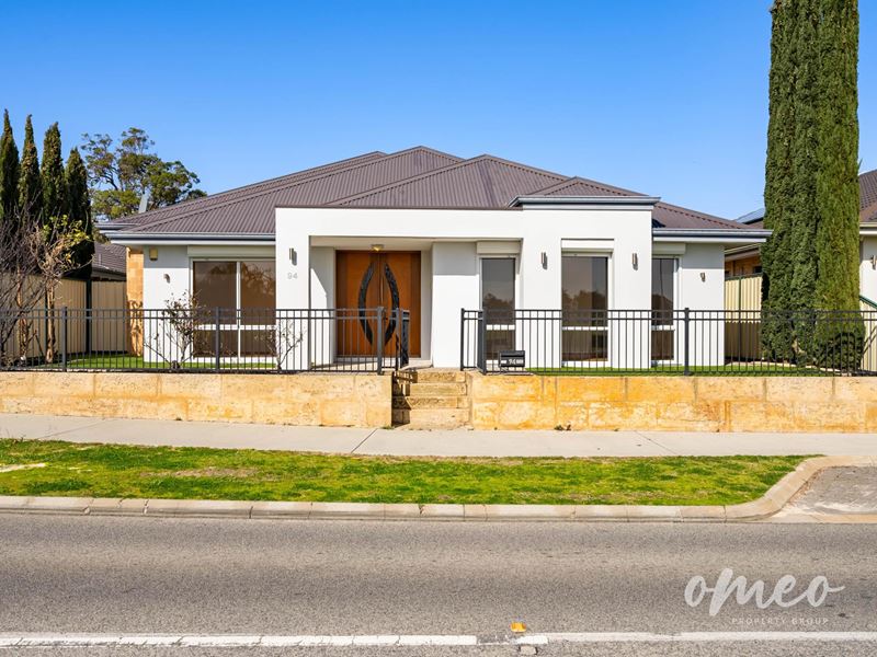 94 Macquarie Boulevard, Hammond Park WA 6164