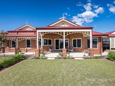 81 Roundhouse Parade, Jindalee WA 6036
