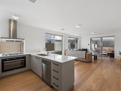 12 Mapleton Avenue, Clarkson WA 6030