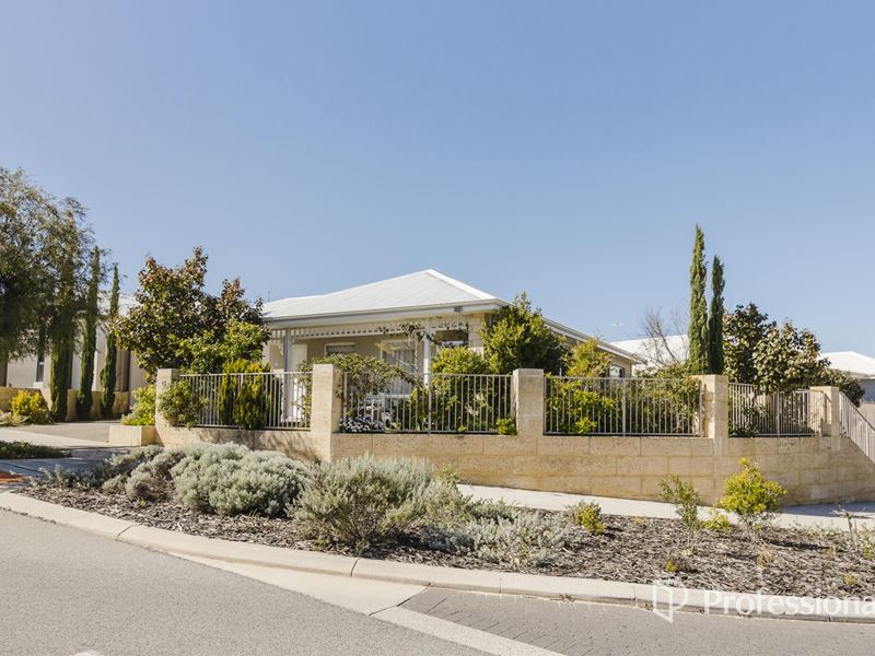 13 Capilano Avenue, Yanchep WA 6035