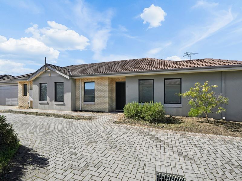 2/7 Stockman Way, Cannington WA 6107