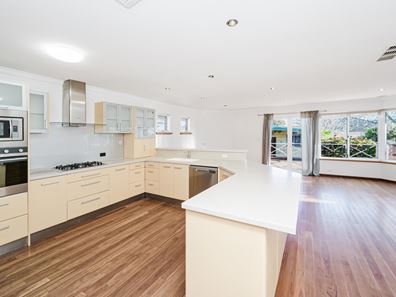17 Marri Road, Duncraig WA 6023