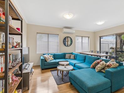 27a Hartfield Street, Queens Park WA 6107