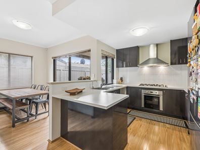 27a Hartfield Street, Queens Park WA 6107