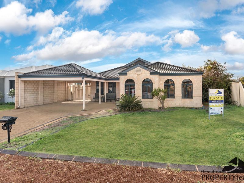 2A Ajax Drive, Wandina WA 6530