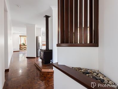14 Gloucester Court, Willetton WA 6155