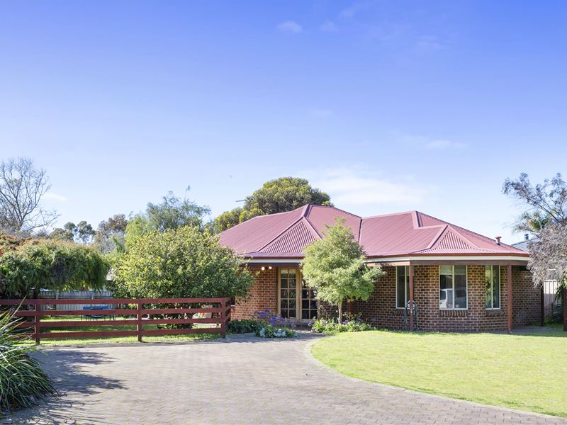 16 Amberley Loop, Dunsborough WA 6281