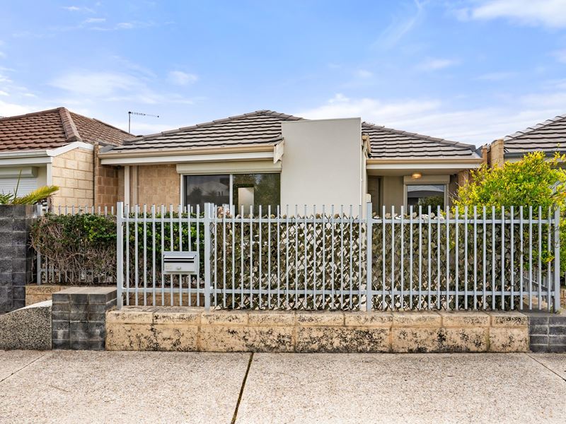 49 Adelong Avenue, Golden Bay WA 6174