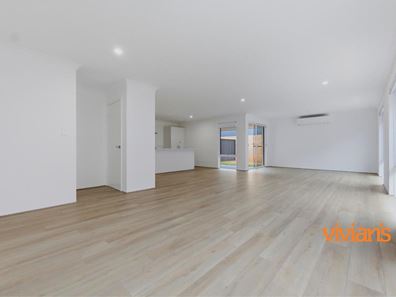 34 Cloudland Street, Bushmead WA 6055