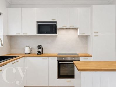 7 Glyde Road, Lesmurdie WA 6076