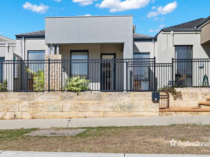 97 Hollyford Parade, Butler WA 6036