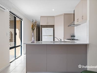97 Hollyford Parade, Butler WA 6036