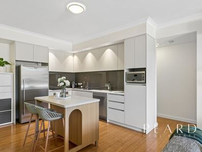 25/2 Burvill Drive, Floreat WA 6014