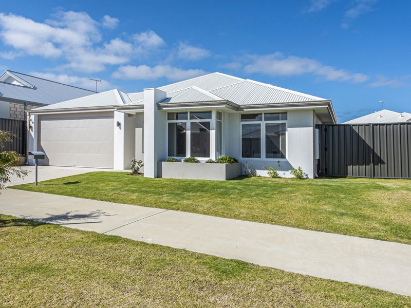 15 Clemente Road, Madora Bay