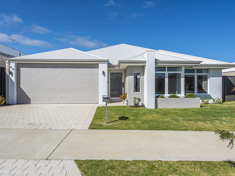 15 Clemente Road, Madora Bay WA 6210