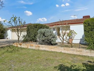 17 Jaeger Square, Ballajura WA 6066