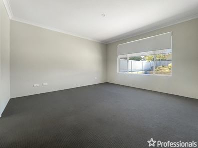 10B Westbrook Way, Girrawheen WA 6064