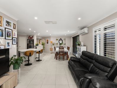 18 Margaret Circle, Eaton WA 6232