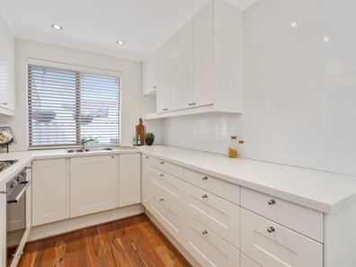 10/6 Leonard Street, Victoria Park WA 6100