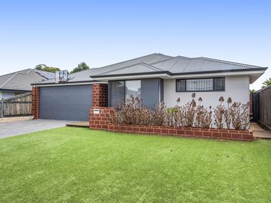 7 Gallinago Loop, Coodanup WA 6210