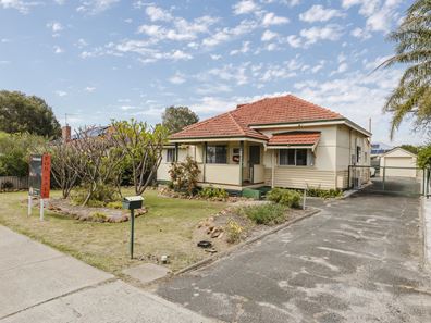 32 Fourth Avenue, Bassendean WA 6054