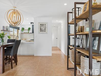 2/14 Corbett Street, Scarborough WA 6019